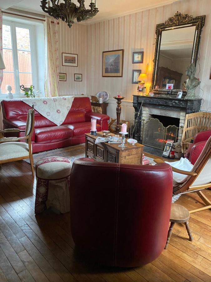 Le Trianon Bed & Breakfast Le Bourgneuf-la-Foret Dış mekan fotoğraf