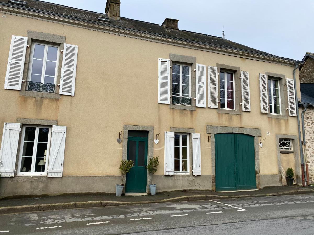 Le Trianon Bed & Breakfast Le Bourgneuf-la-Foret Dış mekan fotoğraf